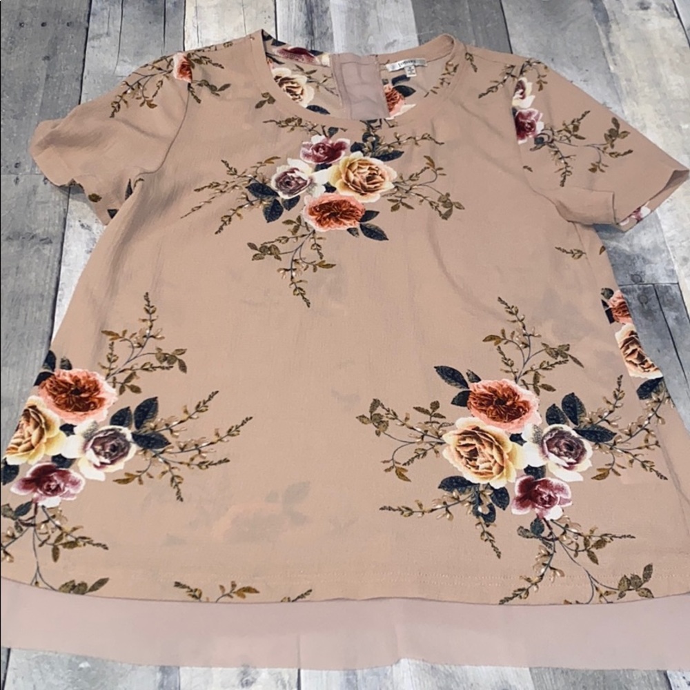 Jodifl medium nude blouse with rose design